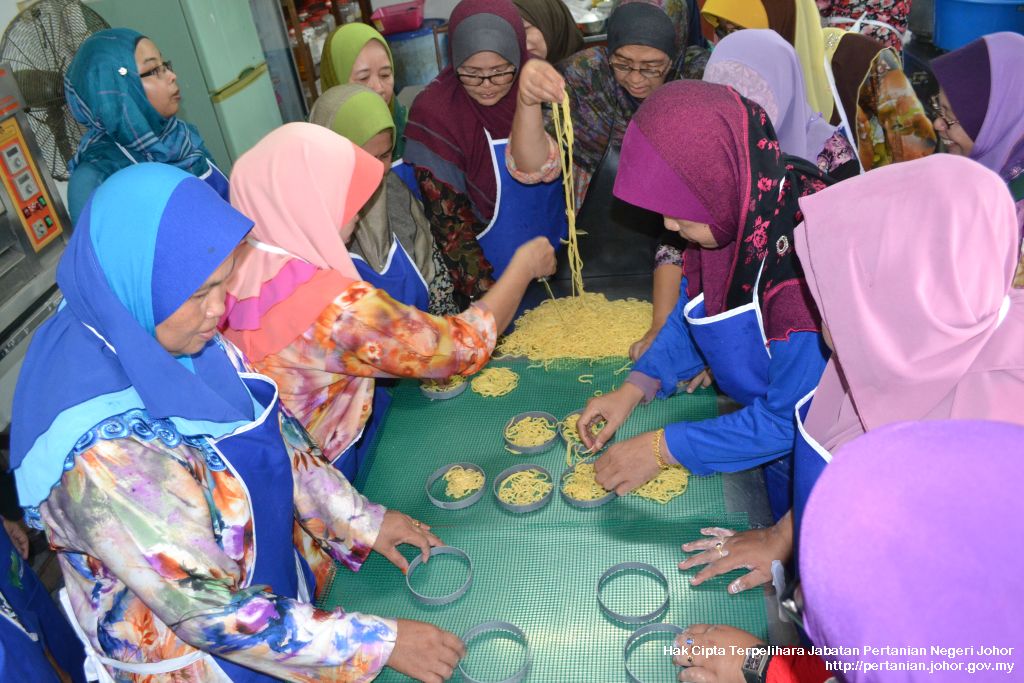 Kursus Pembuatan Mee  Laman Web Rasmi Jabatan Pertanian 