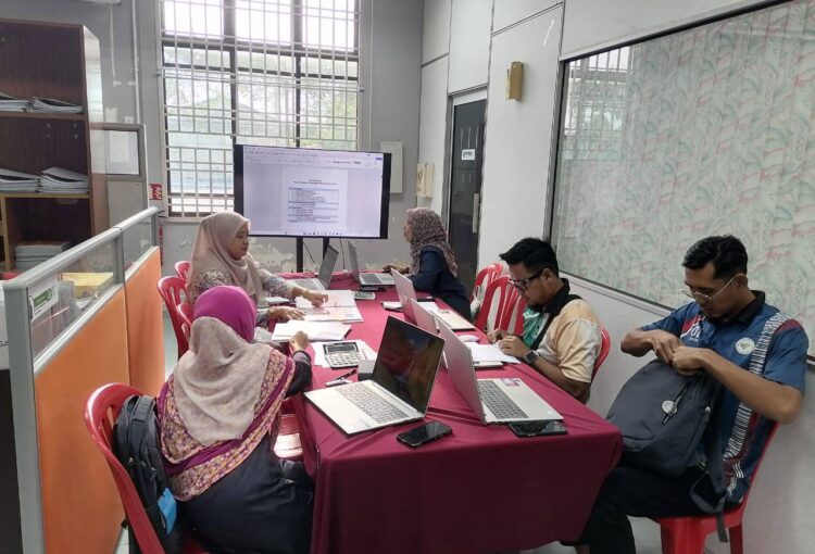 BENGKEL PENGEMASKINIAN PERANCANGAN PENGEMBANGAN